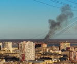 За Волгой чёрный столб дыма поднимается на добрую сотню метров - https://riac34.ru