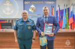 Сотрудники Государственной инспекции по маломерным судам МЧС России принимают поздравления