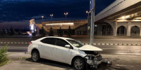 В Волгограде Toyota врезалась в фонарь на Набережной - Газета Городские вести