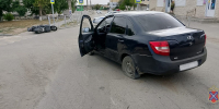 Под Волгоградом автомобиль «Лада Гранта» столкнулся с «Леопардом» - Riac34.Ru