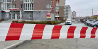 Сигнальная лента вокруг пострадавшего дома - НовостиВолгограда.ру
