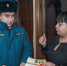 Волгоградские огнеборцы установили пожарные извещатели в семьях социального риска - МЧС России