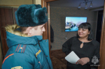 Волгоградские огнеборцы установили пожарные извещатели в семьях социального риска