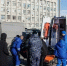 В Волгограде сотрудники Росгвардии помогли пострадавшей в аварии - Газета Вечерний Волгоград